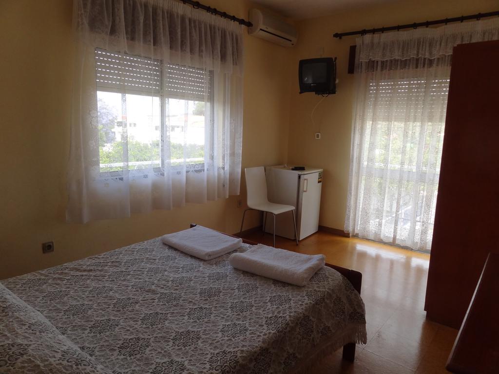Residencial Espadinha Quarteira Bagian luar foto