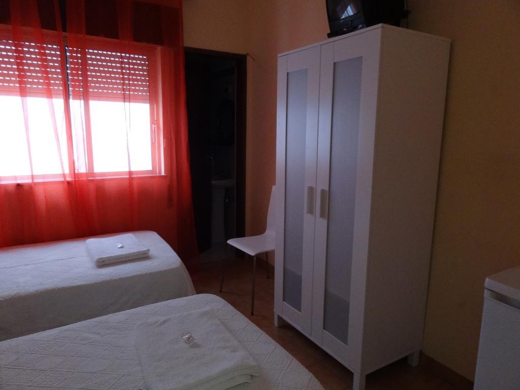 Residencial Espadinha Quarteira Bagian luar foto