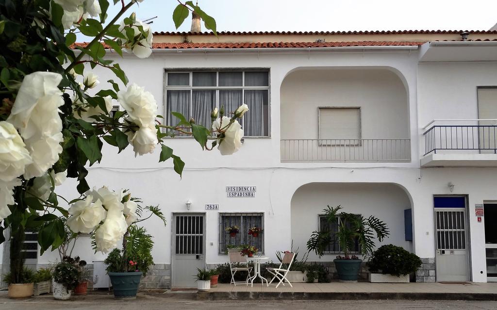 Residencial Espadinha Quarteira Bagian luar foto